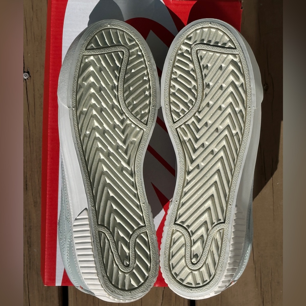 Nike Court Legacy Platform Low Casual Sneaker Size US Womens 6 | 7 | 9.5 NEW - Picture 8 of 11